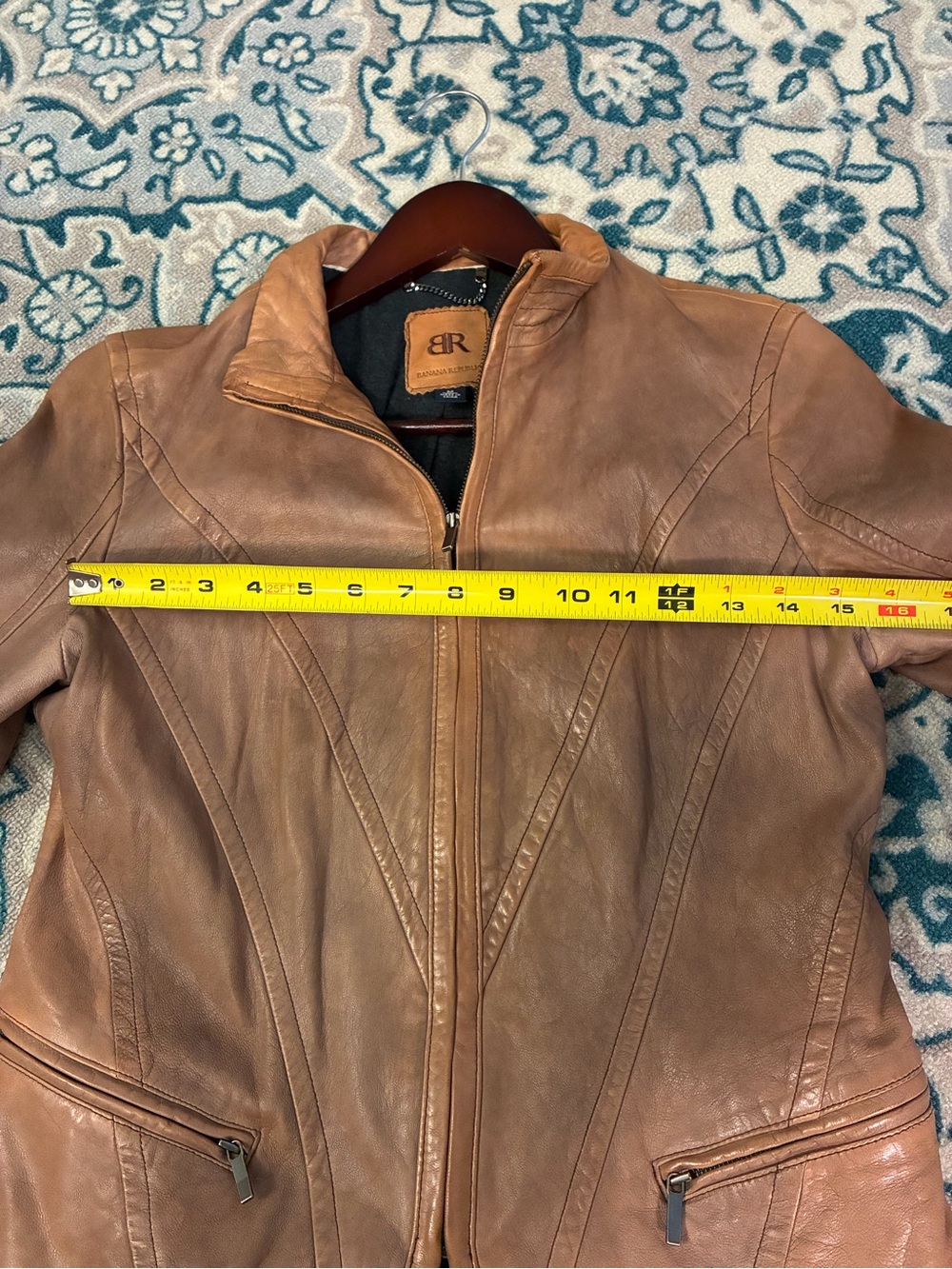 Banana Republic Tan/Brown Women Leather Zip-Front Jacket. Size Small/Medium. - Picture 12 of 16